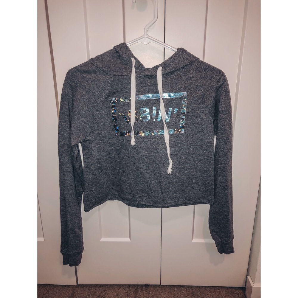 Vibin crop top sweatshirt